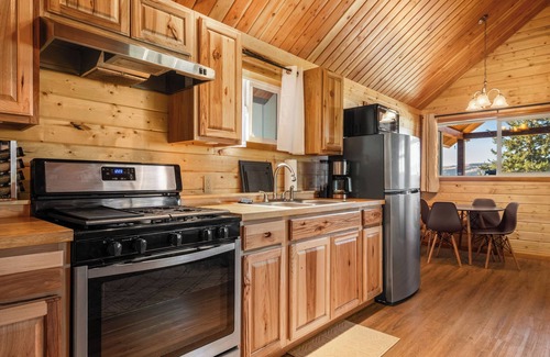 Philipsburg Cabin | Philipsburg Pines Lodge