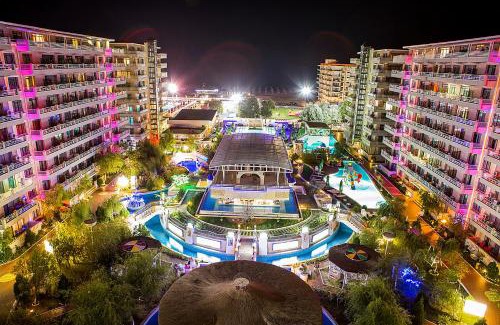 Mamaia-Sat Apartment | Phoenicia Holiday Resort