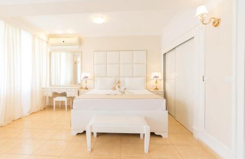 Mamaia-Sat Apartment | Phoenicia Holiday Resort