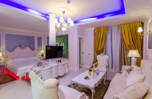 Constanta Hotel | Phoenicia Royal