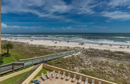Orange Beach Condo | Phoenix 4 ~ Two bedroom GULF FRONT Condo on the 3rd Floor