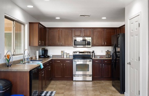 Laveen Village House | 🌟Phoenix central location spacious 4bd sleeps 8