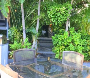 Hendricks and Venice Isles Apartment | Piano House on the Water