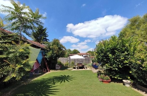 Chalons-en-Champagne Apartment | Piano Studio - Music in Champagne