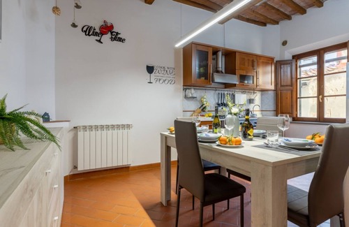Pisa Apartment | Piazza Artigiani Pisa Lovely Apartment