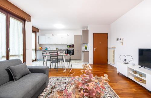 Lubiana Apartment | Picasso Residency Near Parma's Finest Gems