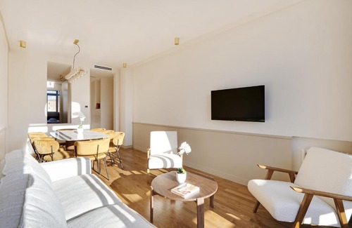 Vivienne Apartment | Pick A Flat's Apartment in Opéra - Rue Saint Marc