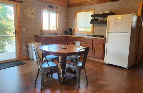 Fremont House | Pickerel Cabin - Waterfront resort on Fremont Wolf River