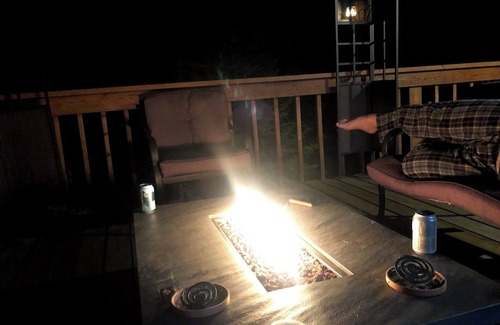 Armour Cottage | Pickerel Lake Family Retreat