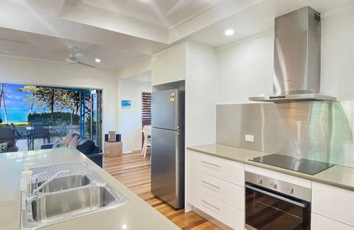 Picnic Bay House | Picnic Beach'scape, Picnic Bay