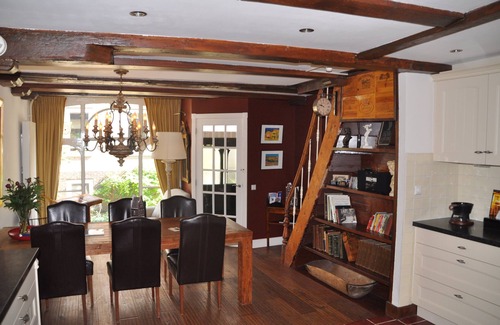 Jordaan House | Picture perfect 1650 house overlooking Prinsengracht canal - luxury with charm