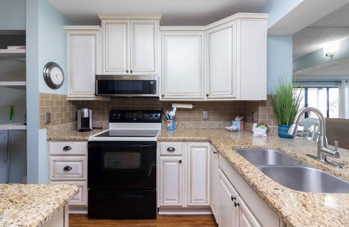 Butler Beach Condo | Picture Perfect at Colony Reef Club 1310