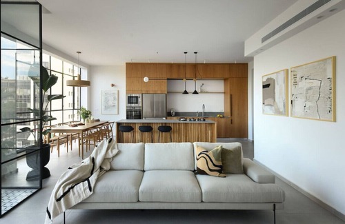 Tel Aviv City Center Apartment | Picturesque 3BR Apt Panoramic Views