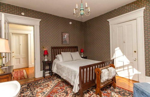 Limerick Bed & Breakfast | Picturesque bed and breakfast, nestled in the foothills of the white mountains