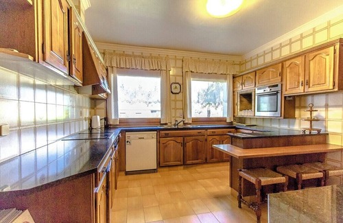 Les Planes d'Hostoles Villa | Picturesque Costa Brava Countryside Villa