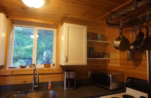 Huson Cabin | Picturesque Montana Log Cabin Overlooking the Nine Mile Creek