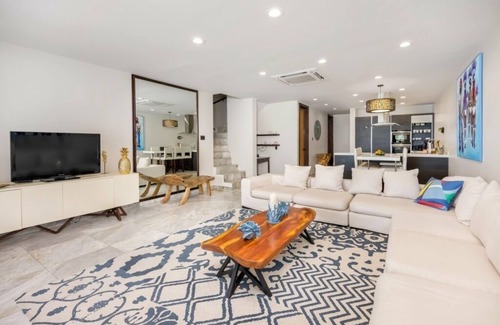 Fryes Beach Hotel | Picturesque Oceanfront Villa with Living Area Tailored for Pure Relaxation