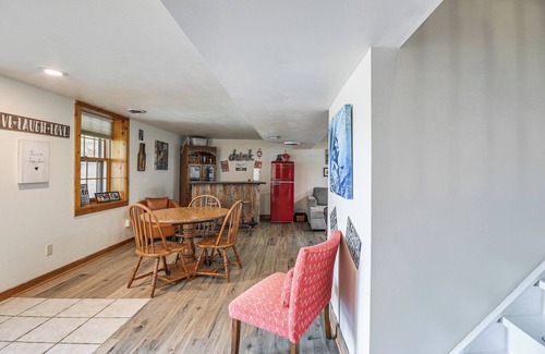 Town of Schroeppel House | Picturesque Phoenix Vacation Home on Oswego River!