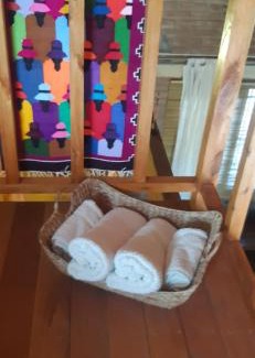 Comuna Estancia Vieja House | Piedramadre hermosa cabaña a metros del río hasta 4 huéspedes
