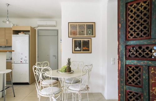 Perdhika Villa | Pierre House w private pool, up to 6, 3 bdrms, 2,5 baths, Perdika, Aegina island
