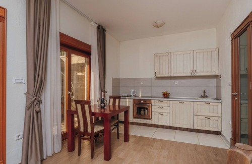 Rezevici Apartment | Pietra Mare Apartments