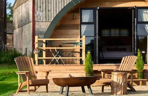 Upper Seagry Cabin | Piglet's House