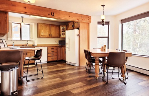 Spring Valley Cabin | Pikes Peak Retreat - Amazing Views, Spacious Cabin