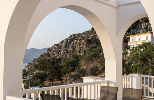 Massouri Apartment | Pikos Luxury Apartments 1st Floor