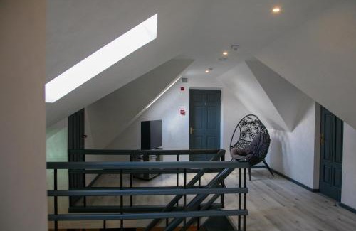 Kandava Hotel | Pils