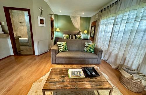 Vryheid Villa | Pin Oak Cottage