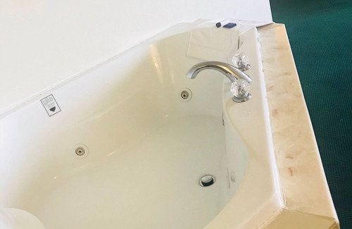 Pinckneyville Hotel | Pinckeyville Inn and Suites