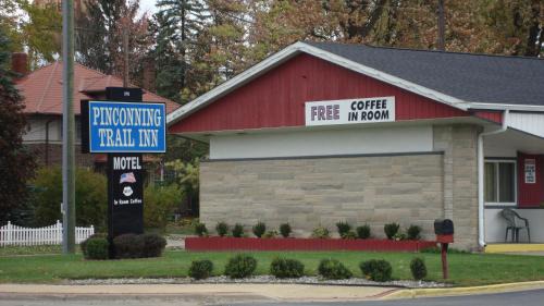 Pinconning Hotel | Pinconning Trail Inn Motel