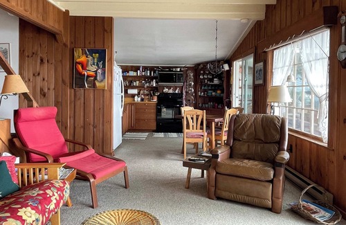 Southport House | PINE CLIFF DWELLER | 2 Bed, 2 Bath