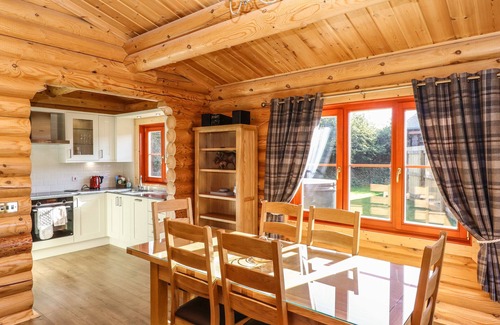Castle Bytham Cottage | Pine Lodge
