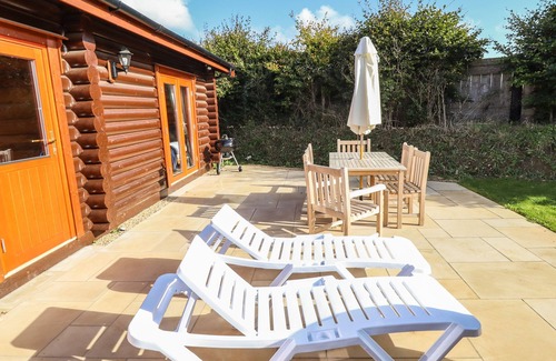 Castle Bytham Cottage | Pine Lodge
