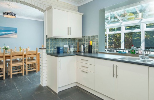 Wiseman's Bridge House | Pine Lodge, Holiday Home Wisemans Bridge, Pembrokeshire, Sleeps 12, 5 bedrooms, bathrooms
