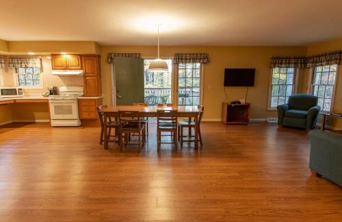 Pineville Resort | Pine Mountain State Resort Park