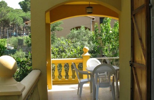 Pals House | Pineda 102 (Pal260) 616.1