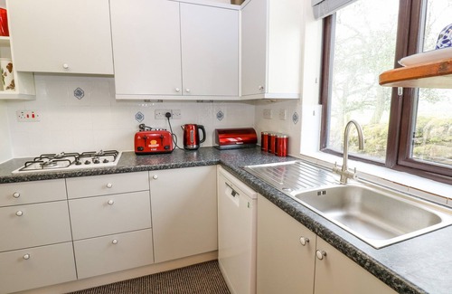 Allendale House | PINEGARTH, family friendly, with a garden in Allendale