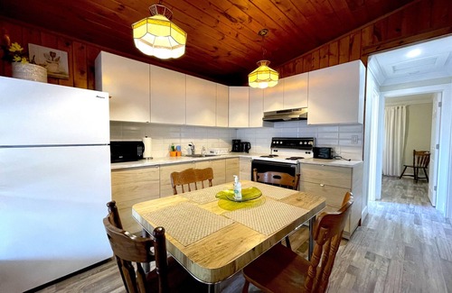 Washago Cottage | "pinehaven" Cottage