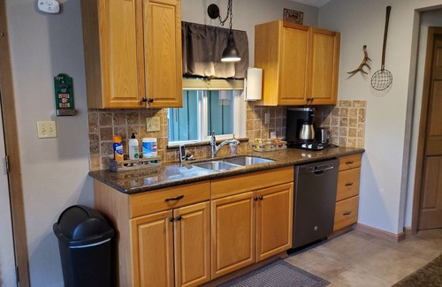 Pinetop Cabin | Pinetop Lakes CC Cabin, Central A/C, pet friendly