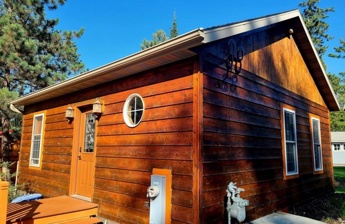 Elcho Cabin | Pineview Cabin at Bayview Cabin Resort on Picturesque Northwoods Lake in Wi.