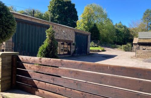 Denby Dale Apartment | Pingle Nook Barn, Denby Dale - luxury accommodation on the farm