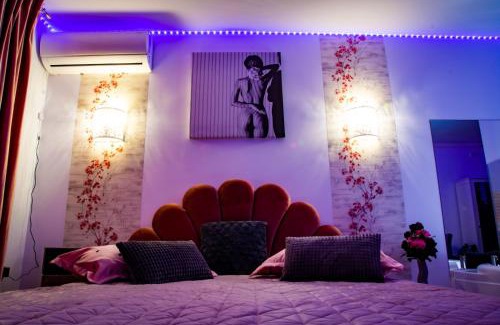 Campina Apartment | Pink Boutique
