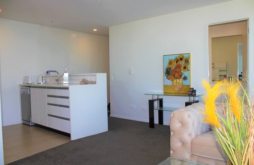 Grafton Apartment | Pinnacle Apartment IN Auckland CBD
