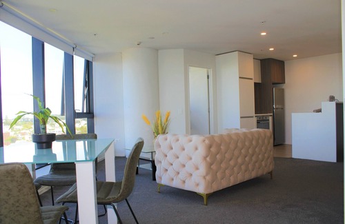 Grafton Apartment | Pinnacle Apartment IN Auckland CBD