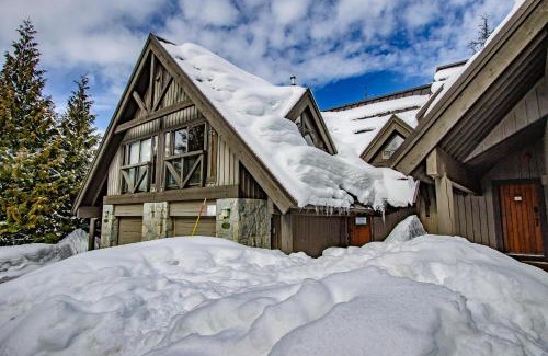 Upper Village House | Pinnacle Ridge 36 - Ski In Ski Out, Newly Renovated, Private Hot Tub, Wood Fireplace