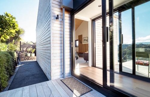 Akaroa House | Pinot's Pod