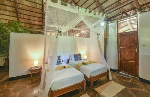 Lusaka Cabin | Pioneer Lodge Camp and Safaris