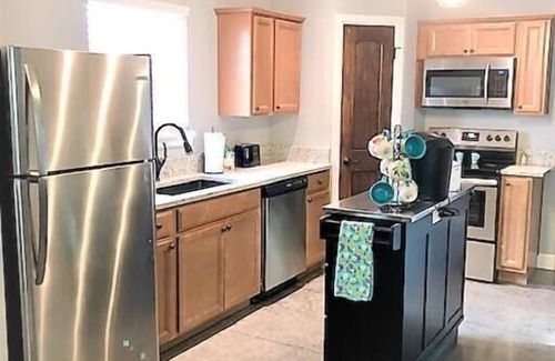 Pawhuska House | PIONEER VILLAGE-GOLDENROD CABIN